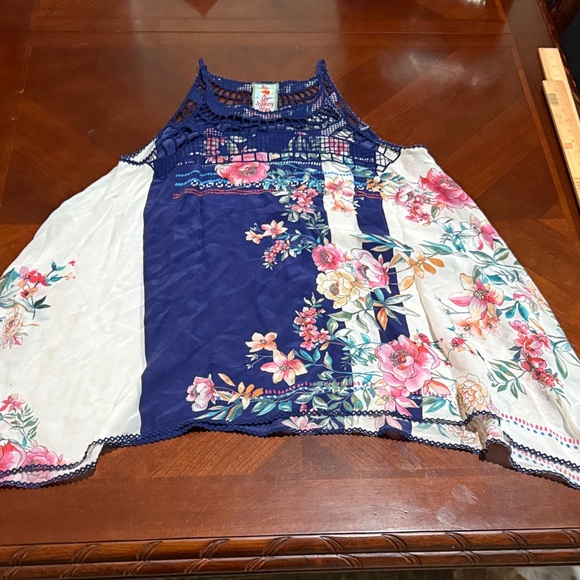 Johnny Was Floral Navy and Cream butterfly handkerchief style Tank Top - Picture 2 of 9